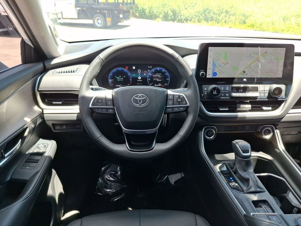 Used 2025 Toyota Grand Highlander SUV