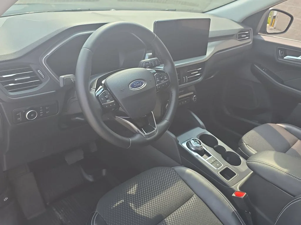 Used 2025 Blue Ford Base image 10