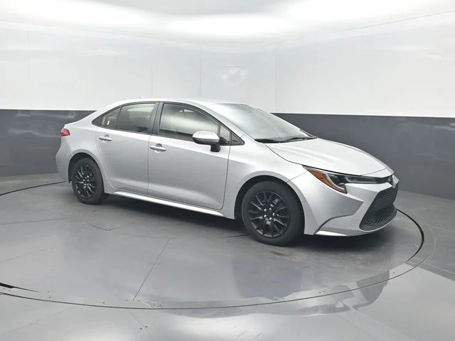 Used 2022 Silver Toyota LE image 32