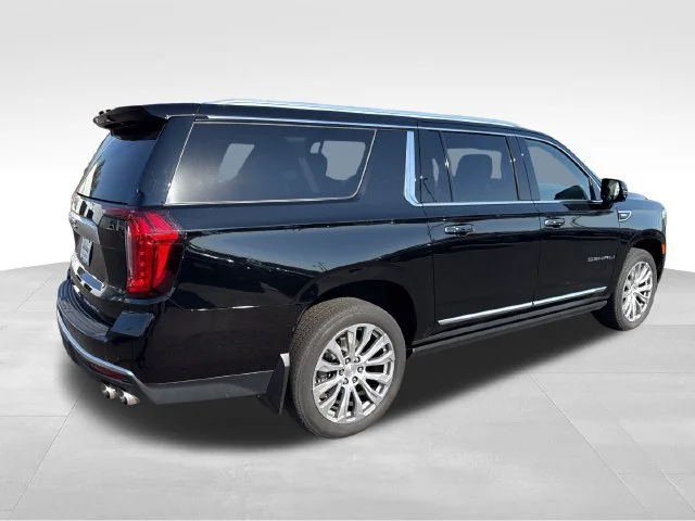 Used 2022 ONYX BLACK GMC Denali image 6