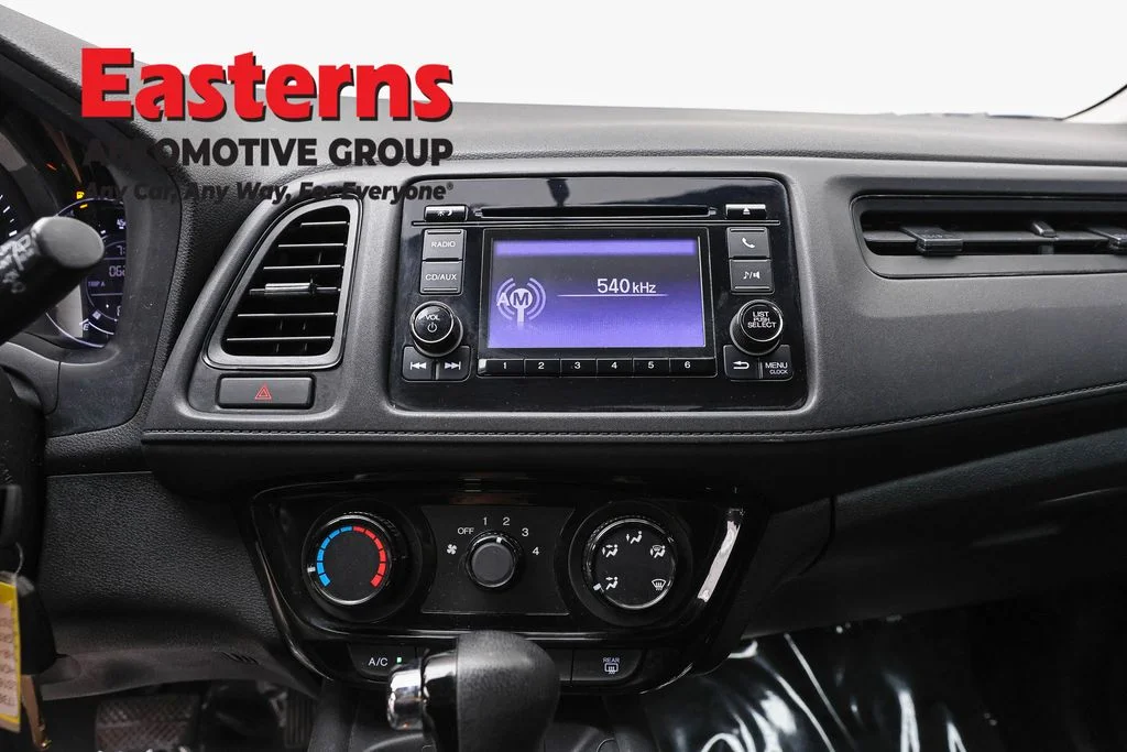 Used 2016 Green Honda LX image 11