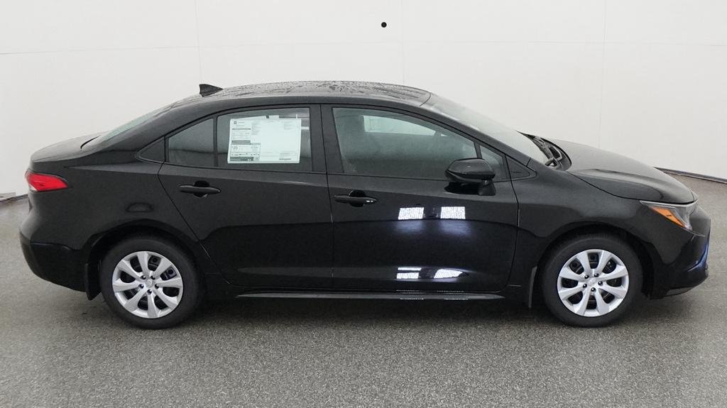 New 2026 Midnight Black Metallic Toyota LE image 14