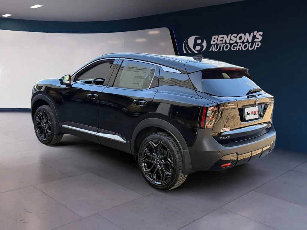 New 2027 Black Nissan SR image 3