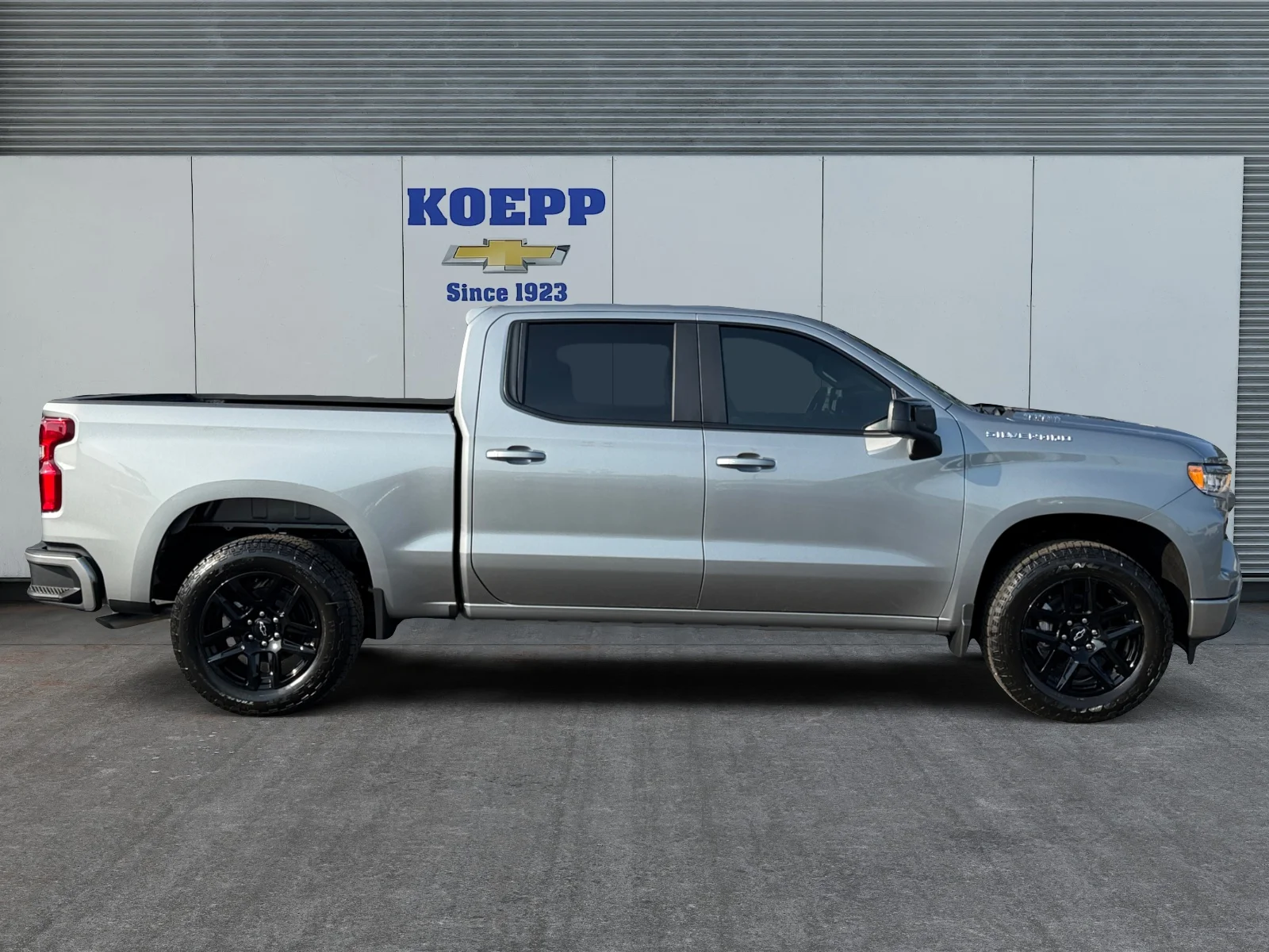 New 2026 Sterling Gray Metallic Chevrolet RST image 6