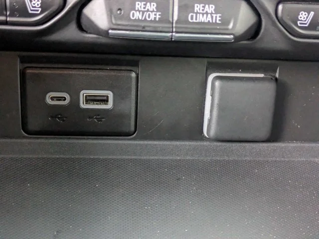 Used 2023 Black GMC AT4 image 26