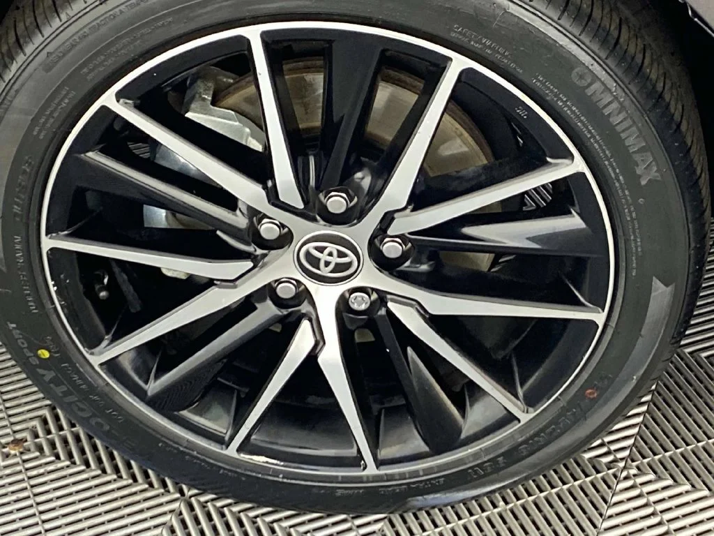 Used 2024 Predawn Gray Mica Toyota SE image 29