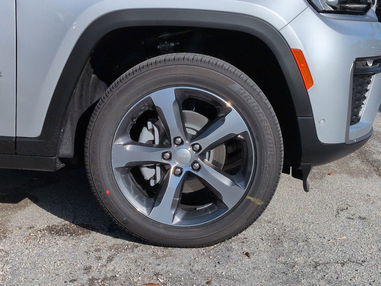 New 2026 Silver Zynith Jeep Limited image 10