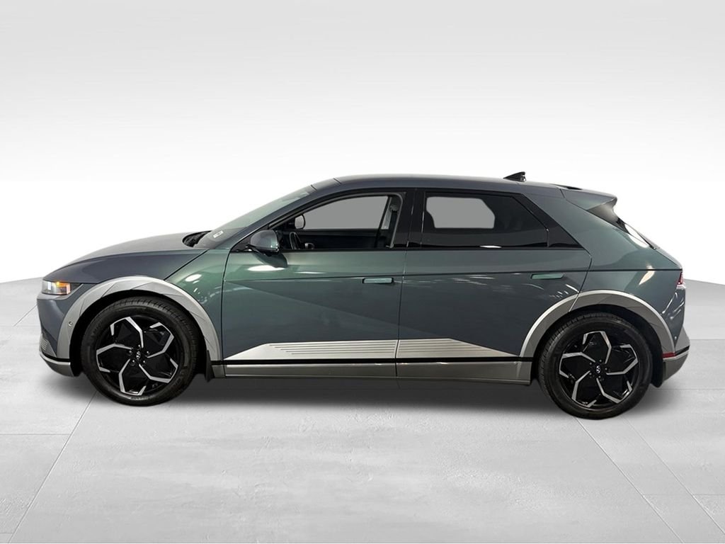 Used 2024 Teal Hyundai Limited image 10