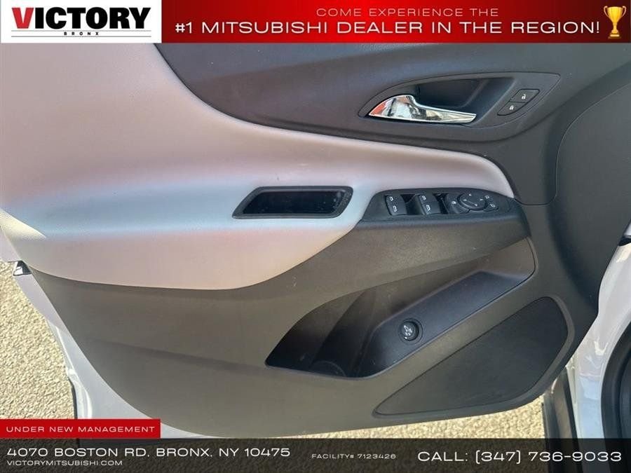 Used 2023 White Chevrolet LT image 24