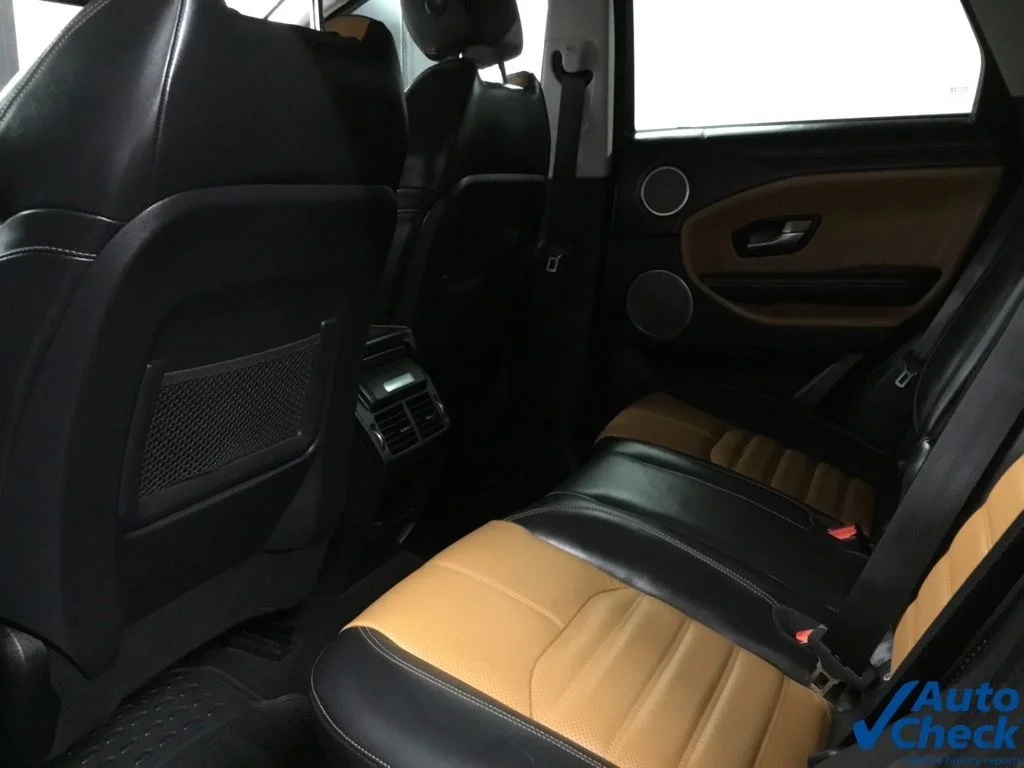 Used 2016 Green Land Rover HSE Dynamic image 27