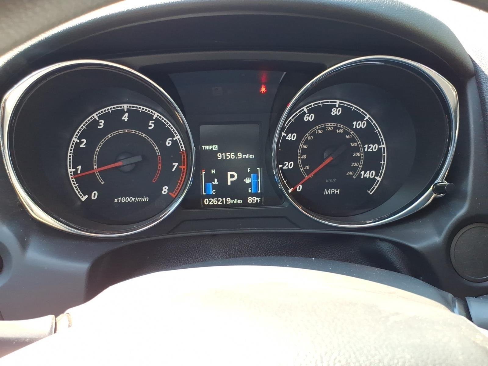 Used 2025  MITSUBISHI  image 17
