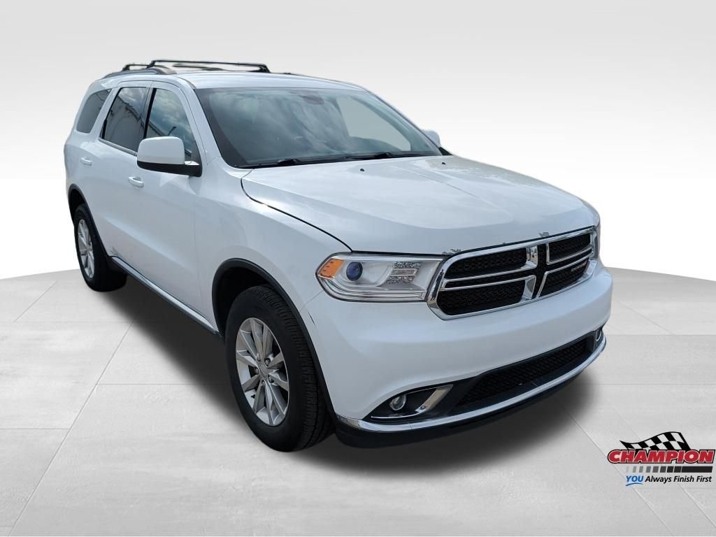 Used 2017 White Dodge SXT image 8