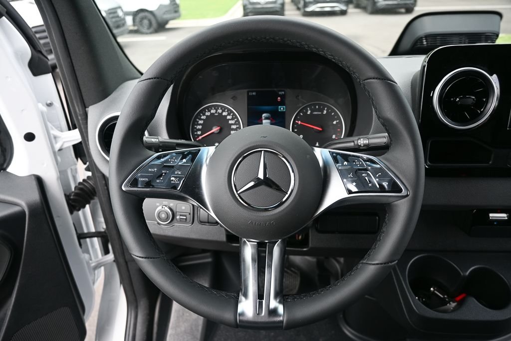 New 2026 Arctic White Mercedes-Benz  image 2