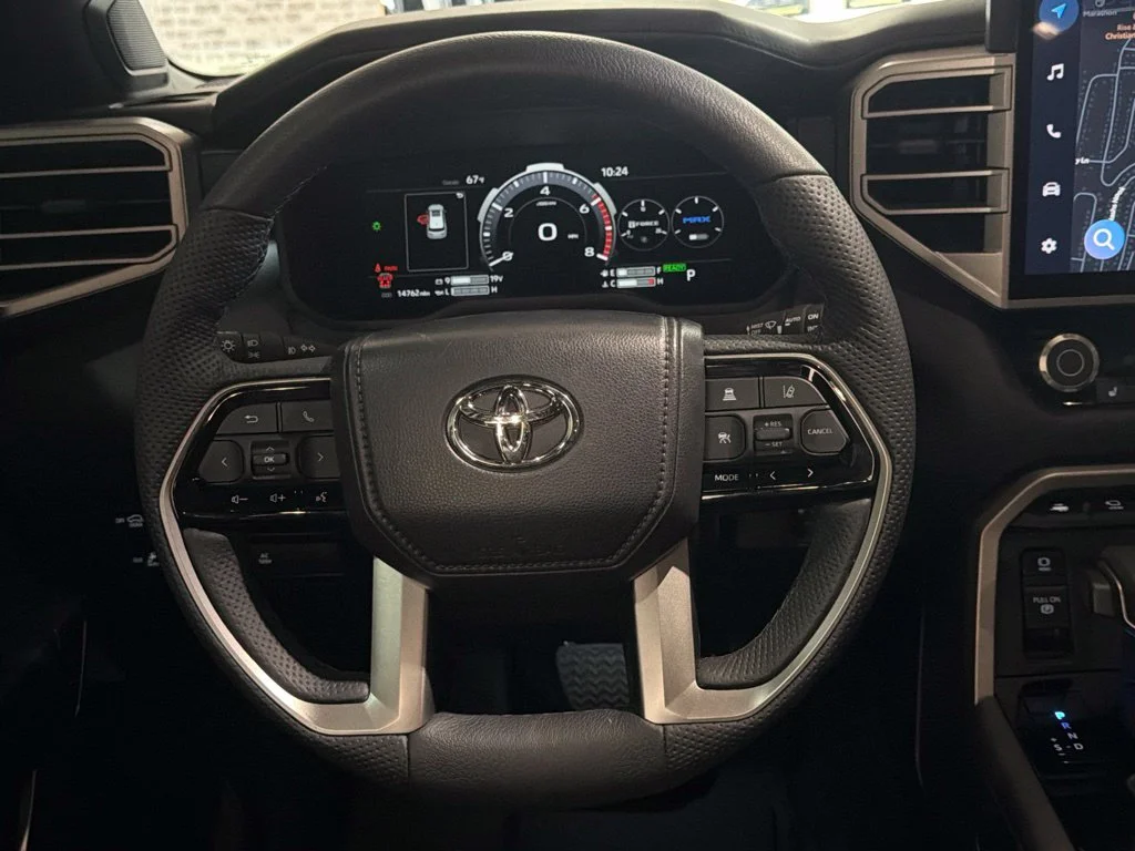 Used 2026 Wind Chill Pearl Toyota Platinum image 25