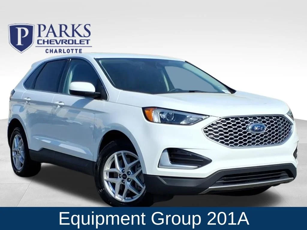 2024 Ford Edge SEL AWD's photo