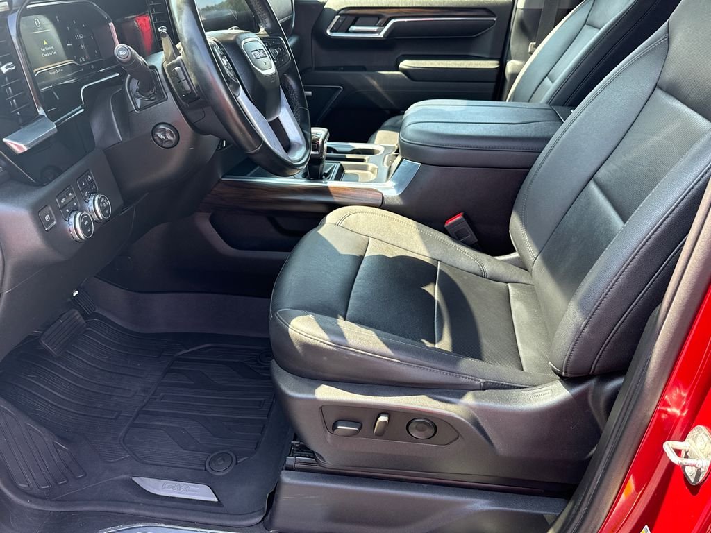 2023 GMC Sierra 1500 SLT - Photo 9