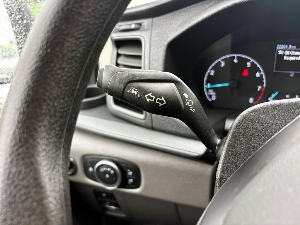 Used 2025 White Ford  image 23