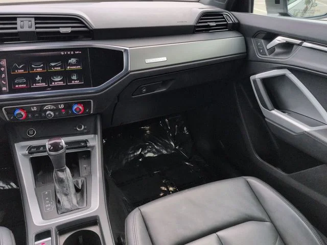 Used 2024 Gray Audi  image 17