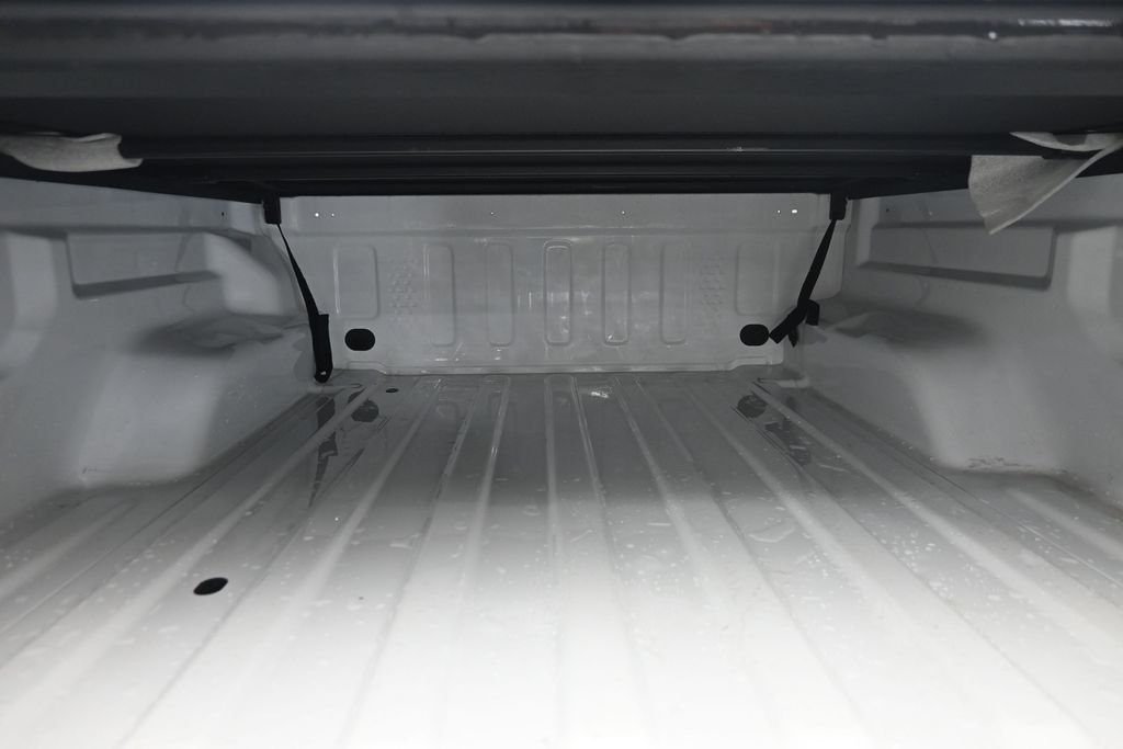 Used 2022 White Jeep Sport image 12