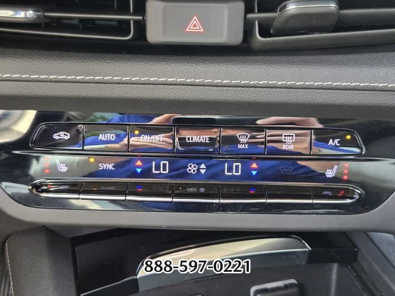 Used 2021 Cinnabar Metallic BUICK ESSENCE image 23
