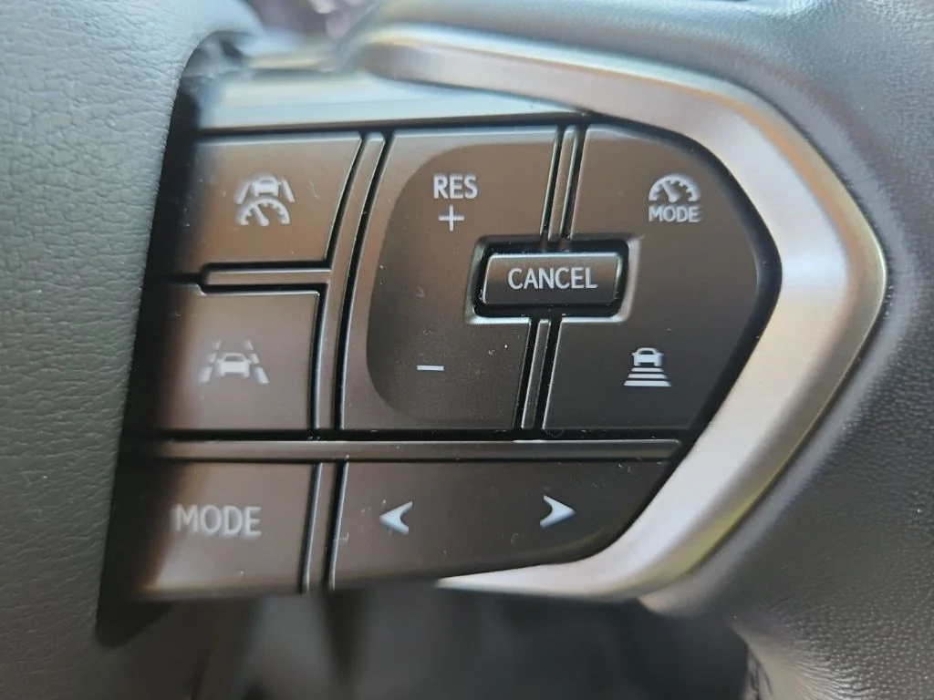 Used 2024 White Lexus 350h Base image 21