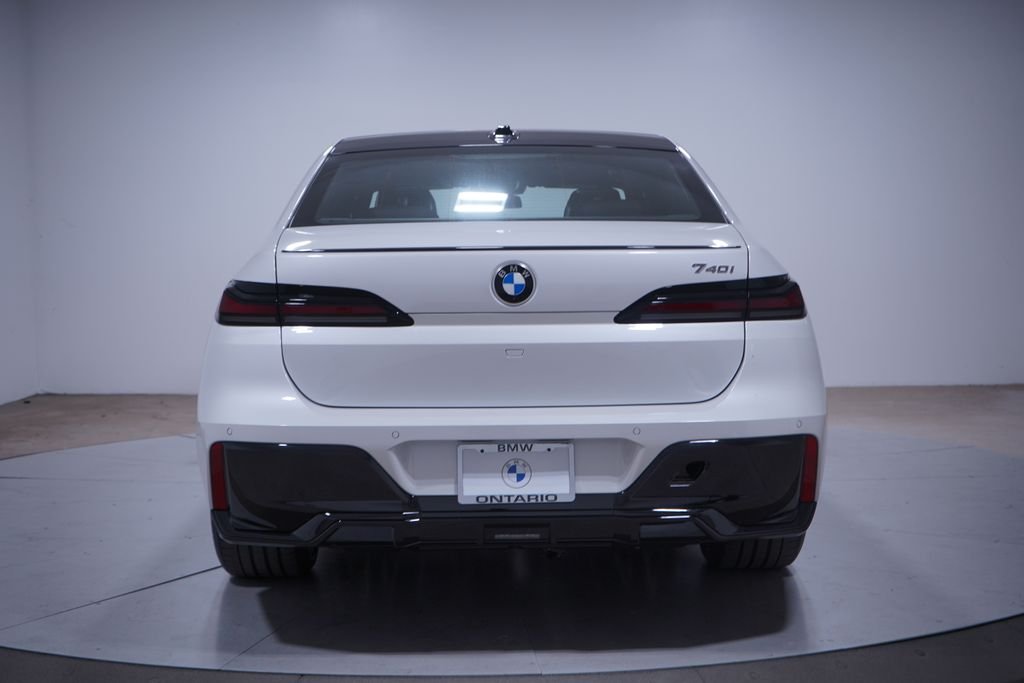 Used 2026 Mineral White Metallic BMW 740i image 5