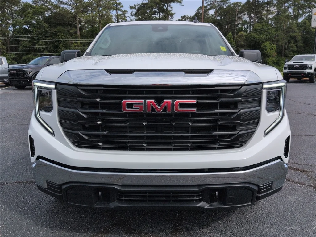 Used 2026 Summit White GMC Pro image 28