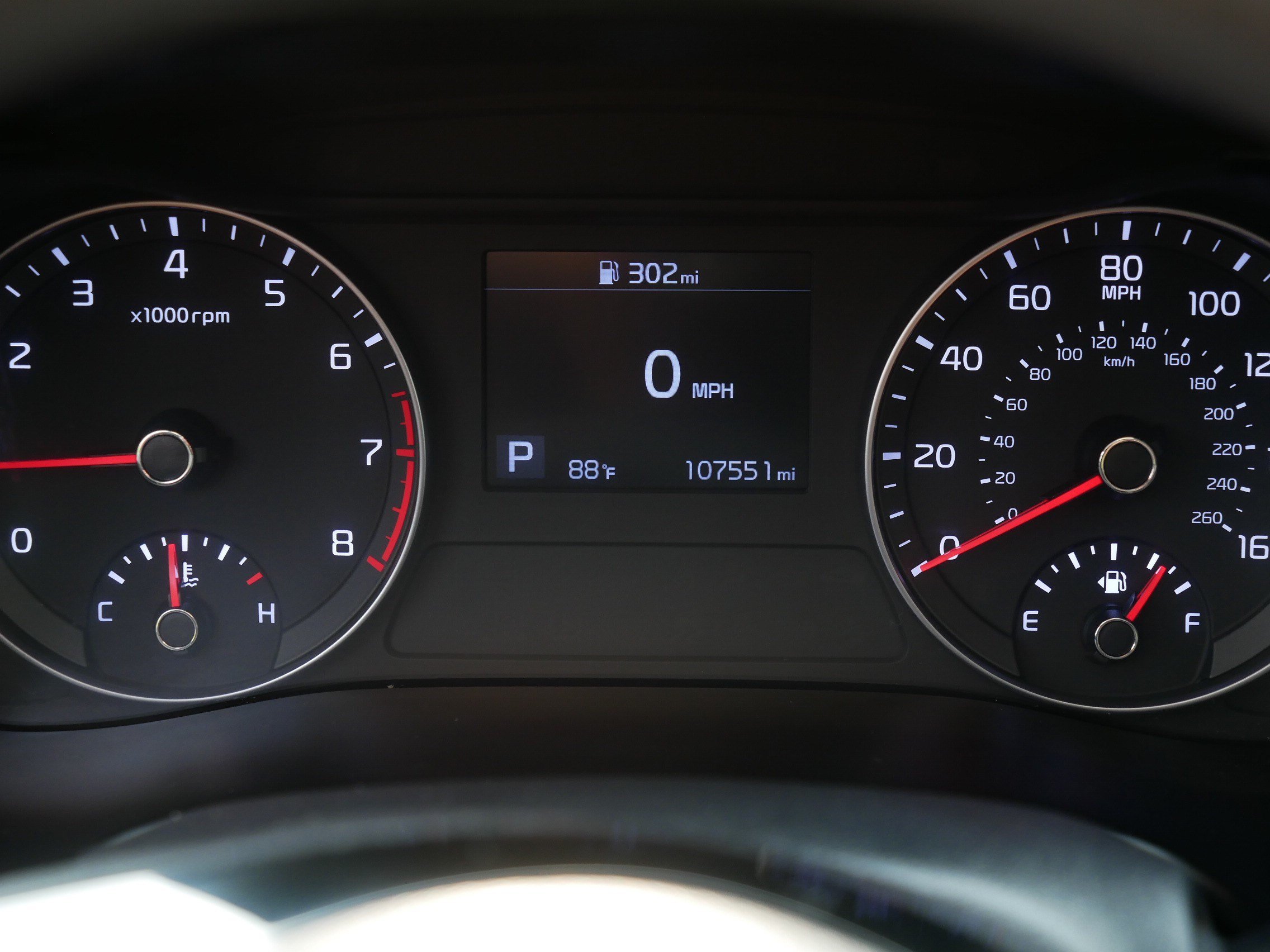 Used 2019 Clear White Kia LXS image 21