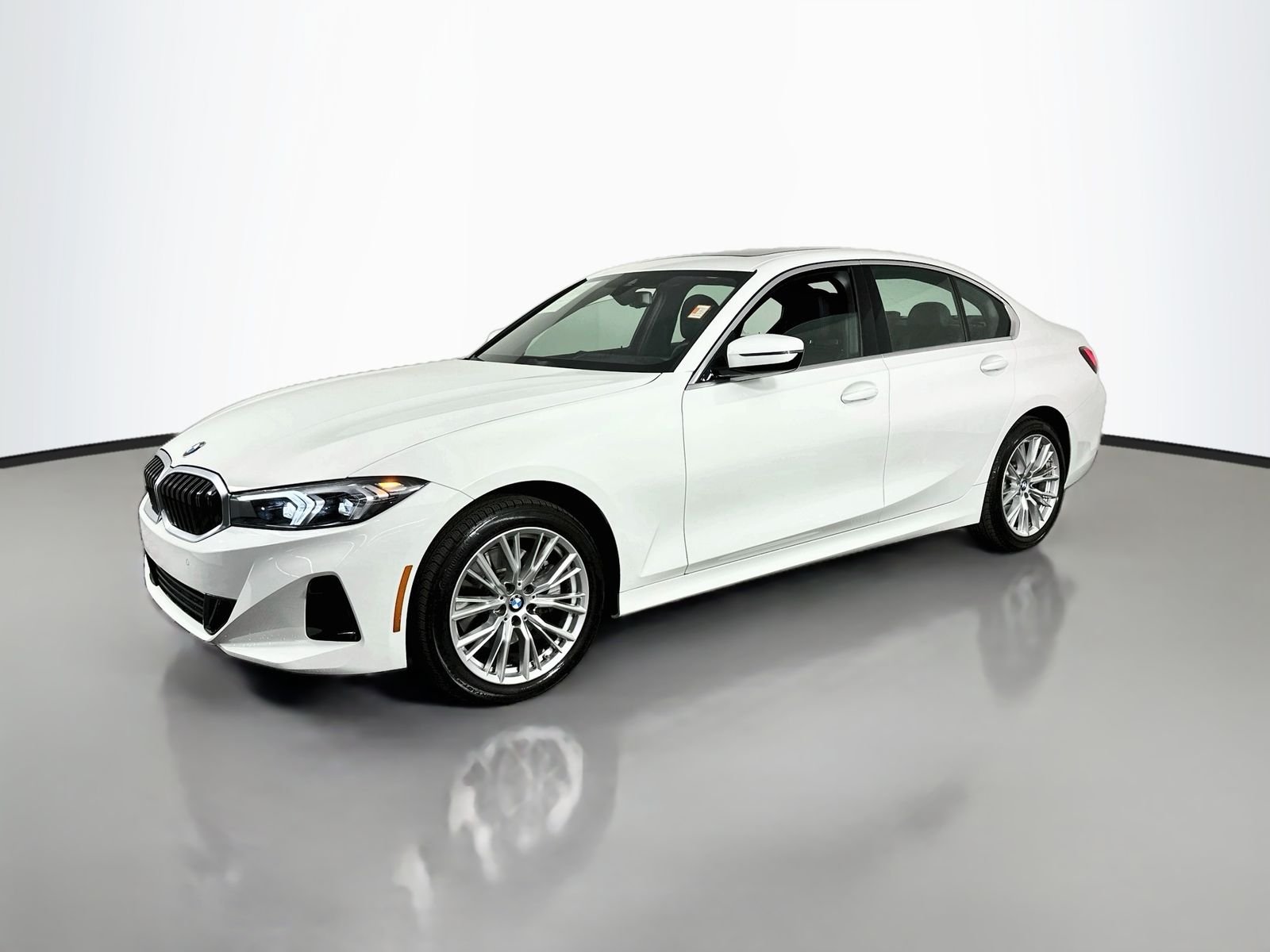 Used 2024 Alpine White BMW 330i xDrive image 4