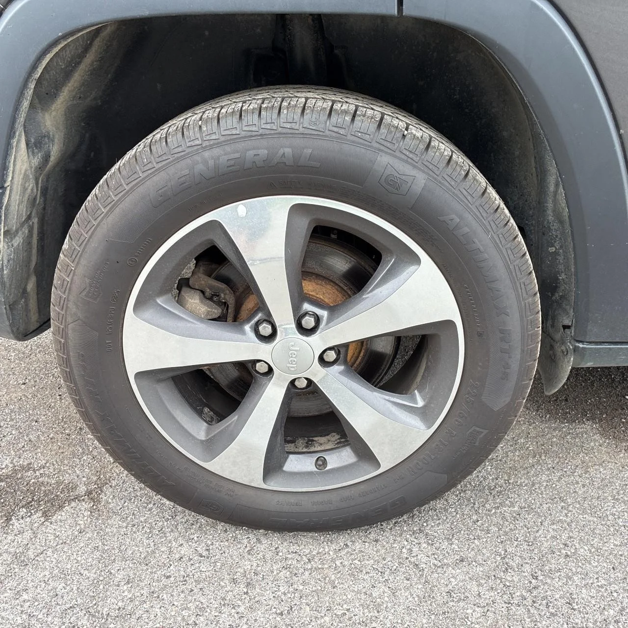 Used 2019 Gray Jeep Limited image 20