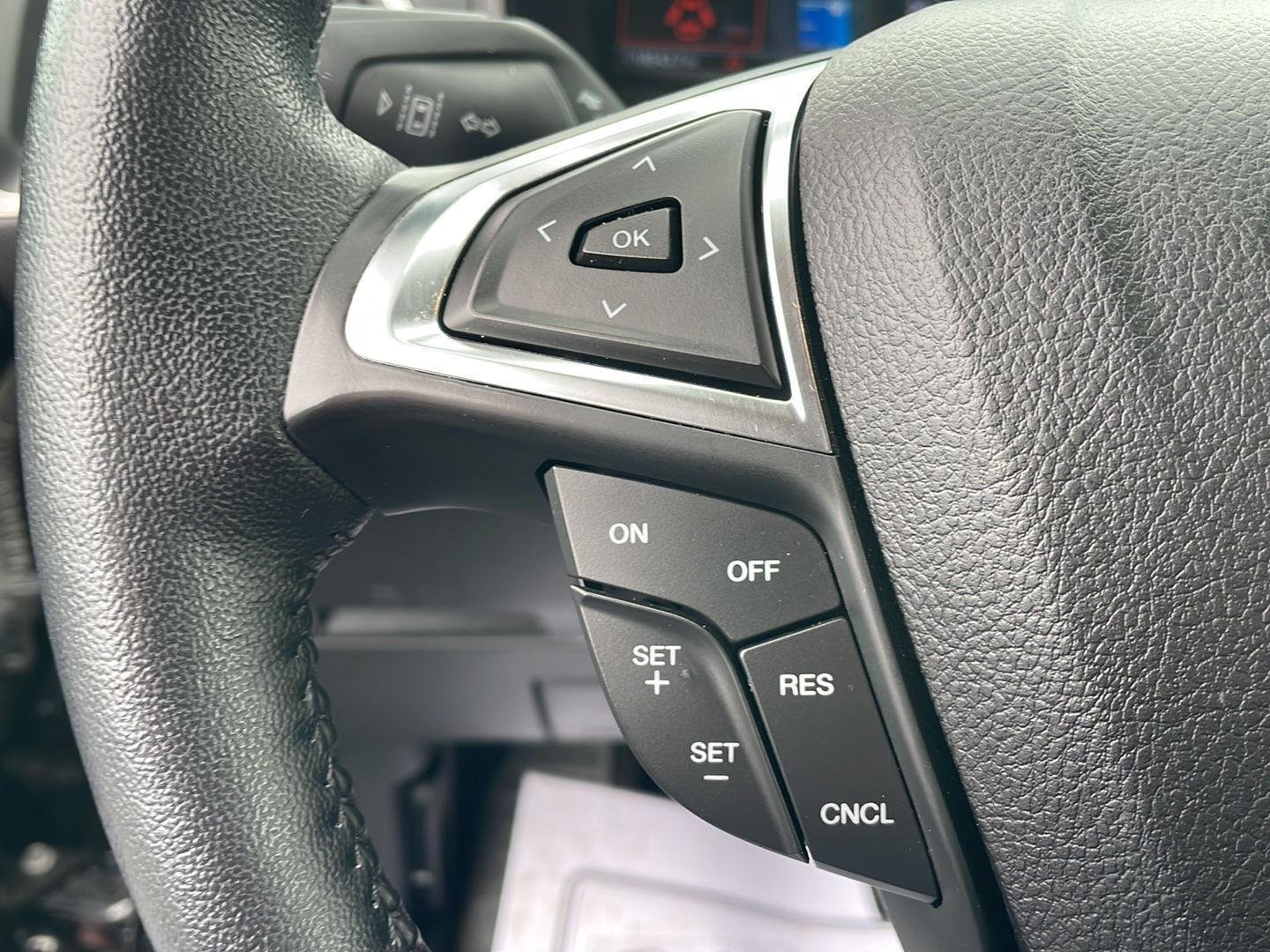 Used 2023 Agate Black Ford SEL image 14