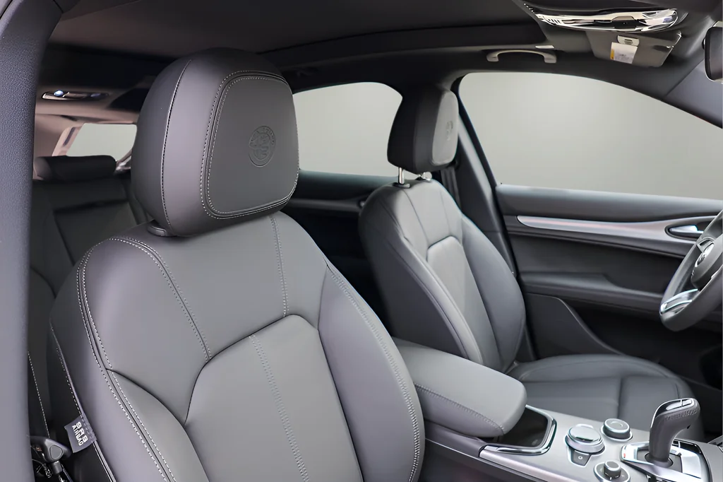2026 Alfa Romeo Stelvio Base - Photo 21