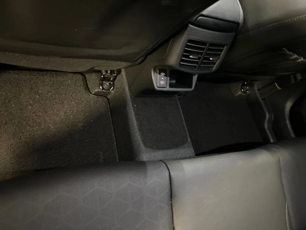 Used 2024 White Kia SX image 29