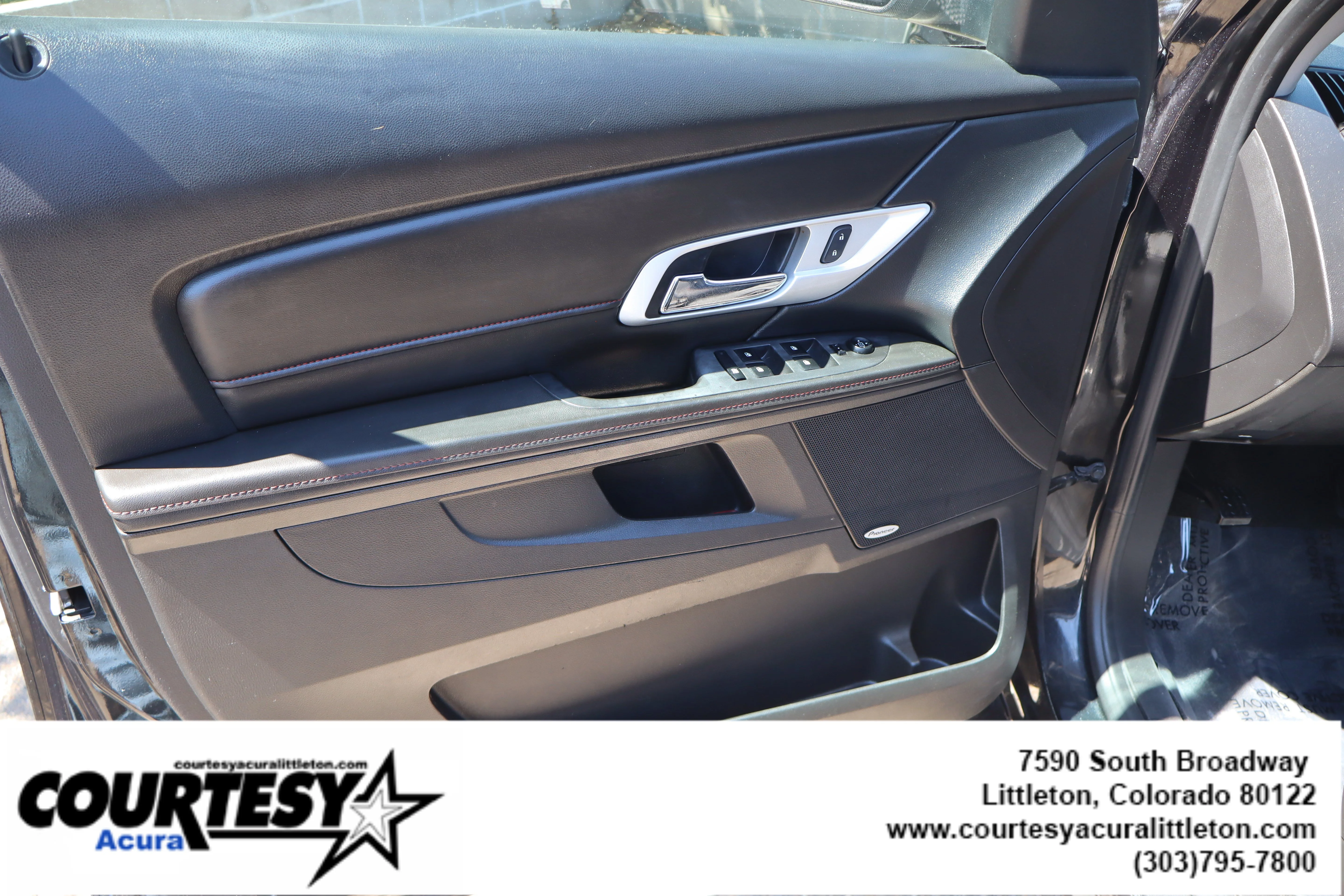 Used 2013 Carbon Black Metallic GMC SLE image 17