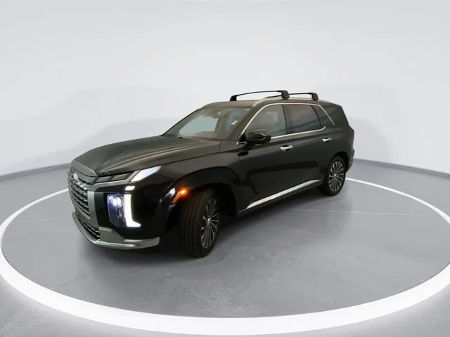 Used 2023 Black Hyundai Calligraphy image 2