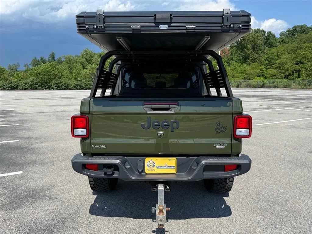 Used 2022 Green Jeep Willys image 5