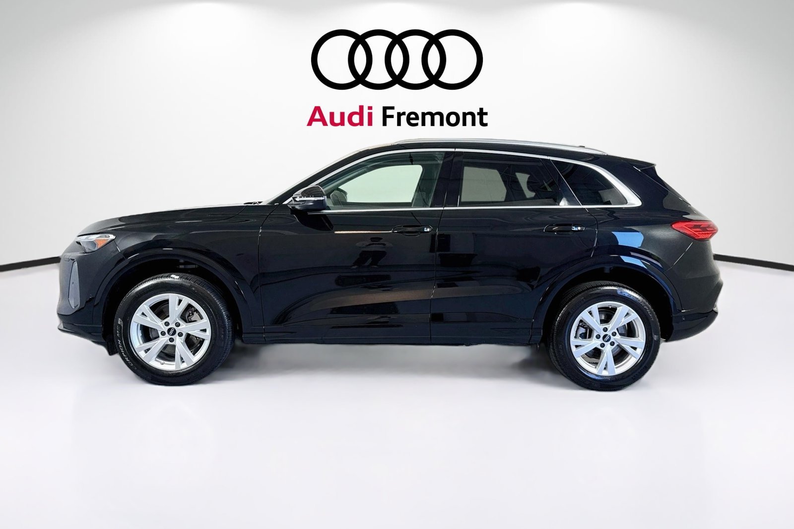 Used 2025 Mythos Black Metallic Audi Premium image 1
