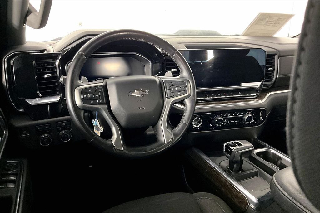 Used 2022 Gray Chevrolet LT Trail Boss image 4