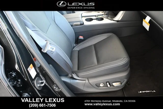 2026 Lexus LX 700h F-Sport - Photo 22