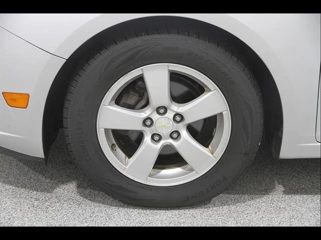 Certified Used 2014 SILVER ICE METALLIC Chevrolet 1LT image 18