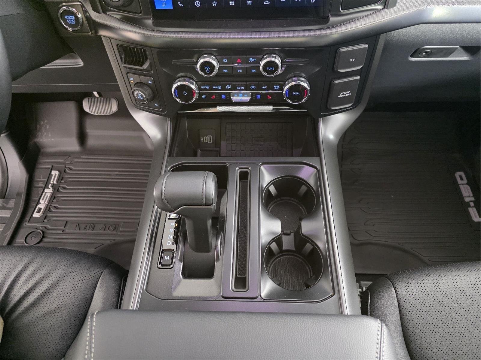 New 2025 Agate Black Metallic Ford Lariat® image 32