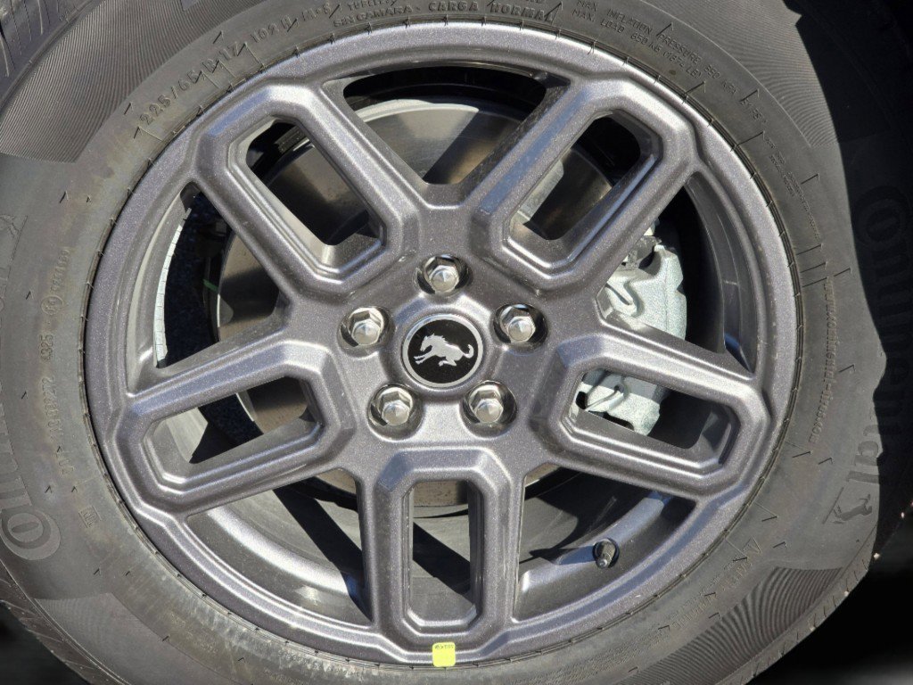 New 2025 Shadow Black Ford Big Bend image 33