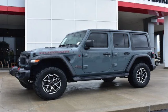 Used 2024 Gray Jeep Rubicon image 2