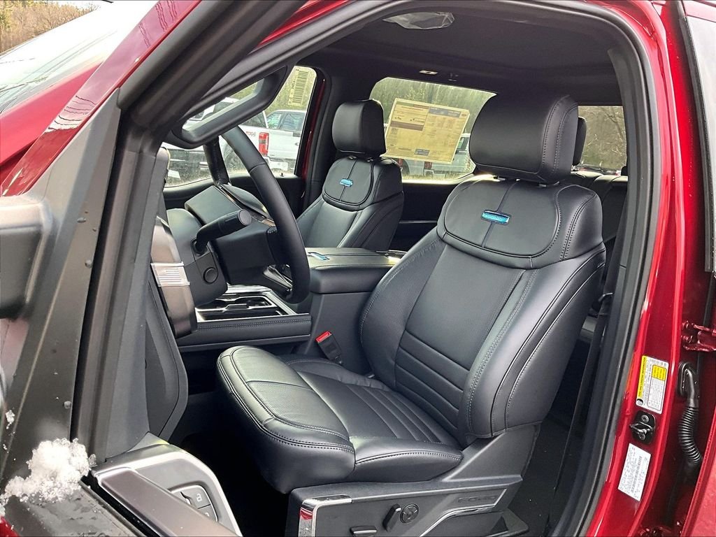 2026 Ford F-250 Super Duty Platinum - Photo 10