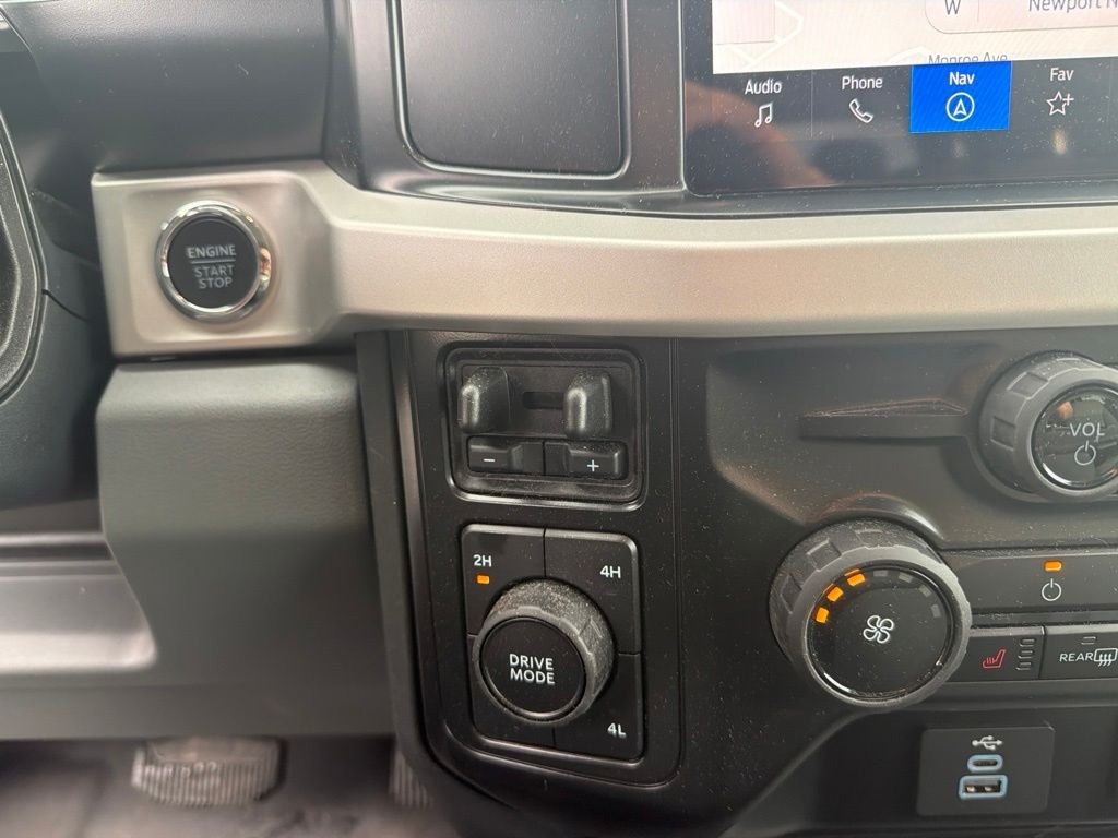 Used 2026 Black Ford XLT image 28