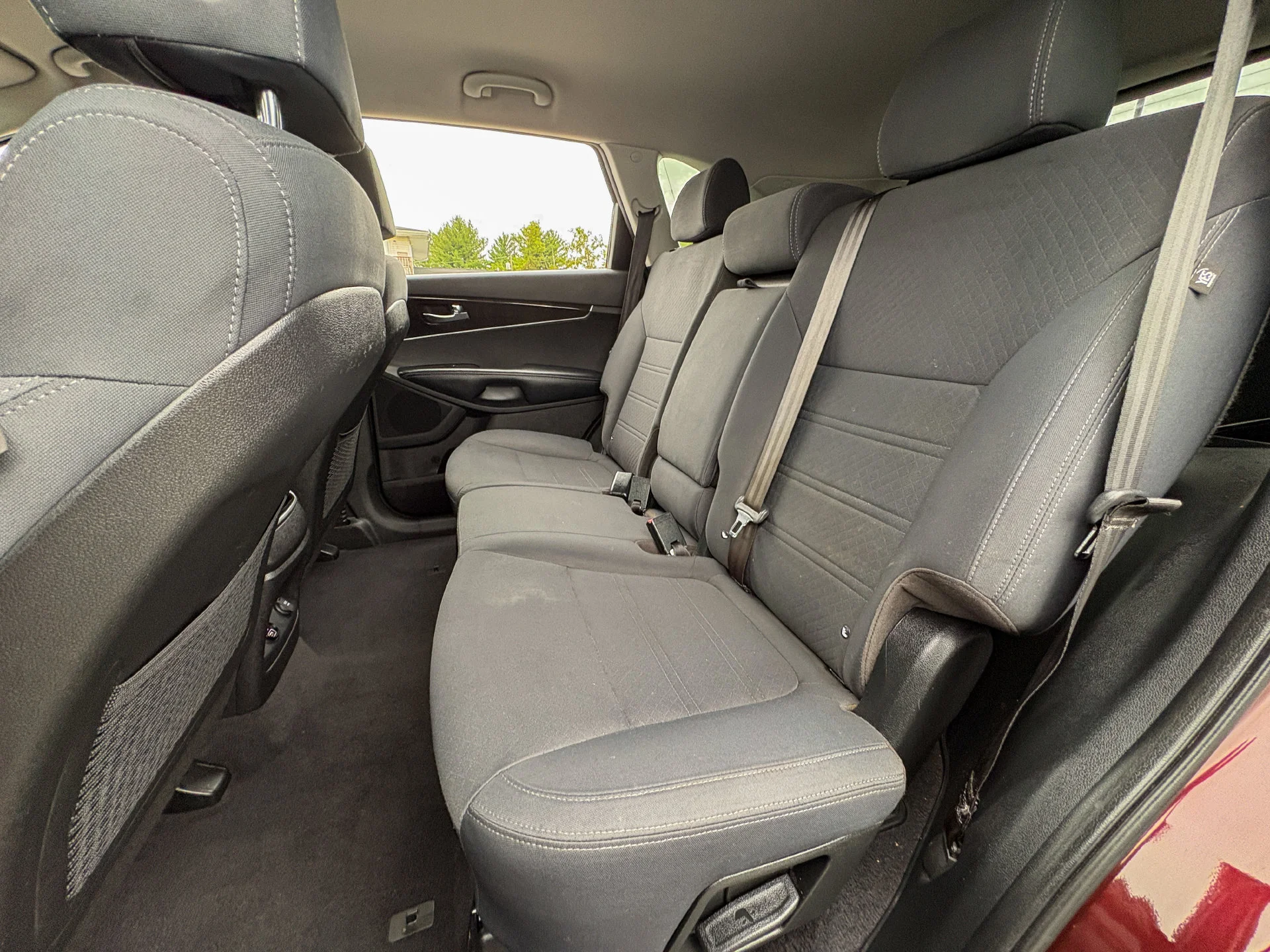 Used 2018 Purple Kia LX image 23
