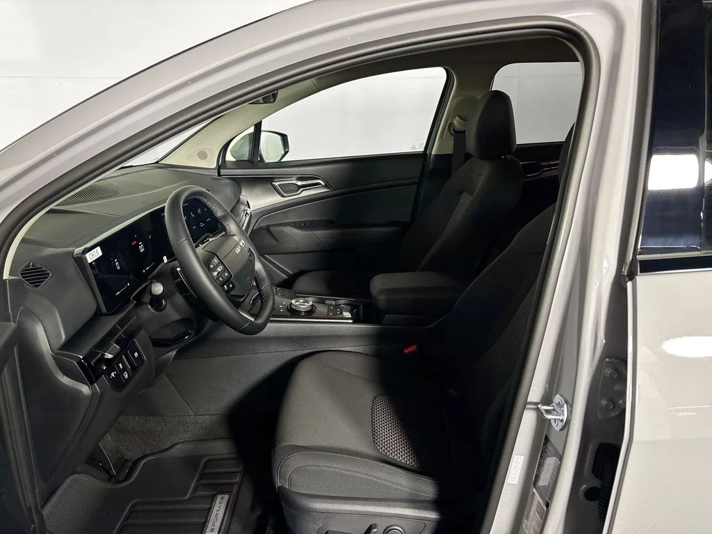 New 2026 Wolf Gray Kia S image 11