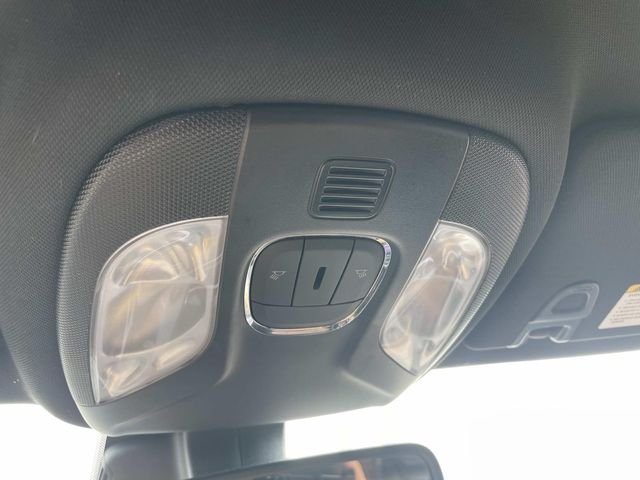 Certified Used 2024 Hydro Blue Pearlcoat Jeep Latitude image 32