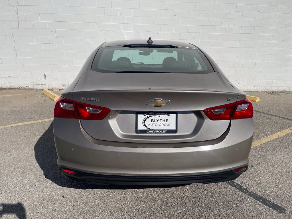 Used 2023 Mineral Gray Metallic Chevrolet LT image 5