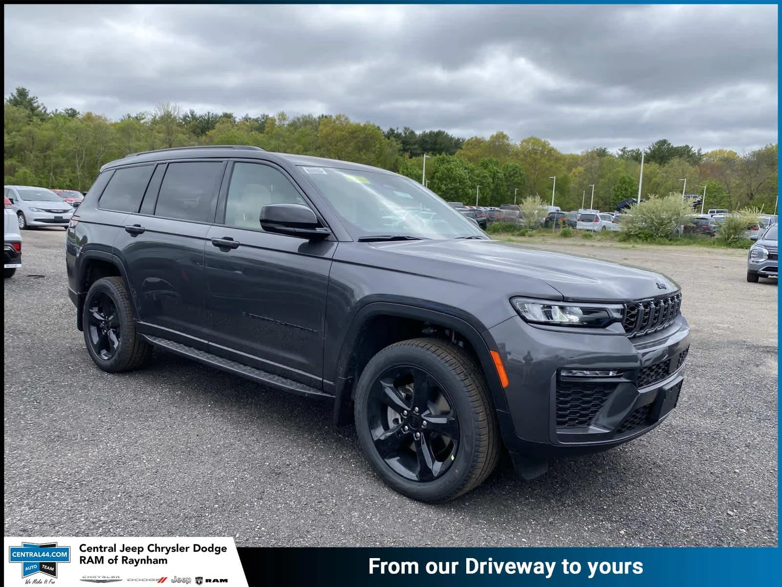 2026 Jeep Grand Cherokee L Limited 4x4's photo